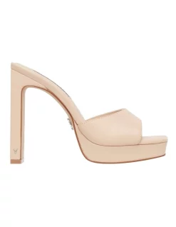 Discount ⌛ Windsor Smith Girlfriend Heel In Biscuit 😍