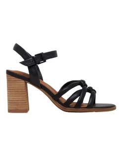 Brand new 🔔 Hush Puppies Sake Sandal In Black 👏