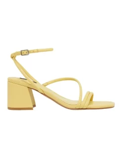 Discount ✨ Nine West Gloro 💯 Sandals In Yellow 🧨