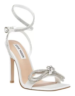 Budget β€οΈ Steve Madden Unleash Heel In White β¨