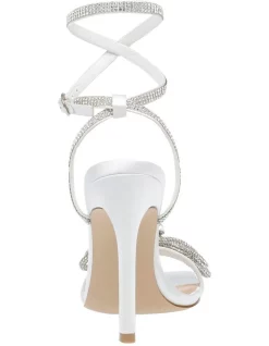Budget ❤️ Steve Madden Unleash Heel In White ✨ 11 Budget ❤️ Steve Madden Unleash Heel In White ✨ -Chic Highheels Store unnamed file 2894