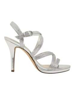Outlet 🔥 NINA Reatha Silver Glitter Sandals 😍