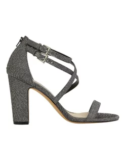 Flash Sale ⌛ NINA Shari Silver/Black Sandals ⭐
