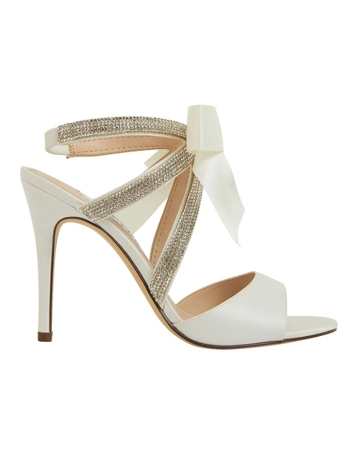 Best deal π― NINA Claudia Ivory Satin Sandals β¨ 1 Best deal π― NINA Claudia Ivory Satin Sandals β¨