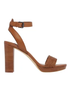 Outlet 🤩 Nine West Deluxe Brown Sandals 🎁