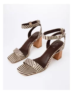 Promo ✨ Art Series Walter Jangala Brown Noah Sandal In Beige Print 😀 -Chic Highheels Store unnamed file 324