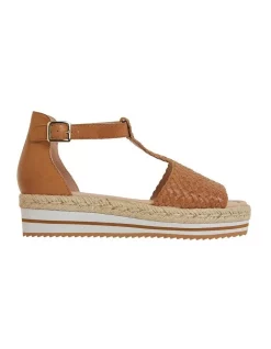Coupon 💯 Jane Debster Daze Tan Weave Sandals ⭐