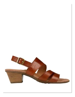 New π Planet Shoes Cathryn 2 Leather Sandal In Tan π