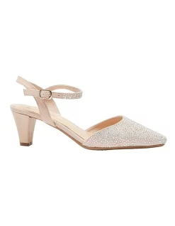 Discount 𧨠Easy Steps Adelle Heeled Shoes In Blush Fabric π