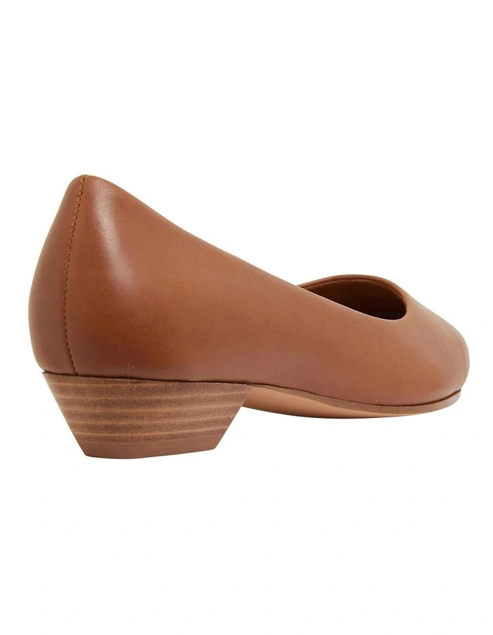Best Sale π Easy Steps Regal Cognac Glove Shoe β€οΈ 4 Best Sale π Easy Steps Regal Cognac Glove Shoe β€οΈ - Image 4
