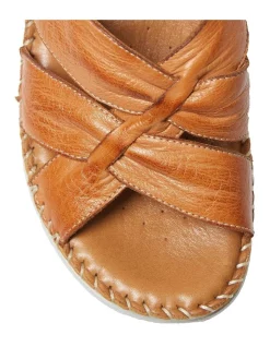 Brand new 🔥 Wide Steps Hannah Sandals In Tan Glove 🔥 -Chic Highheels Store unnamed file 449