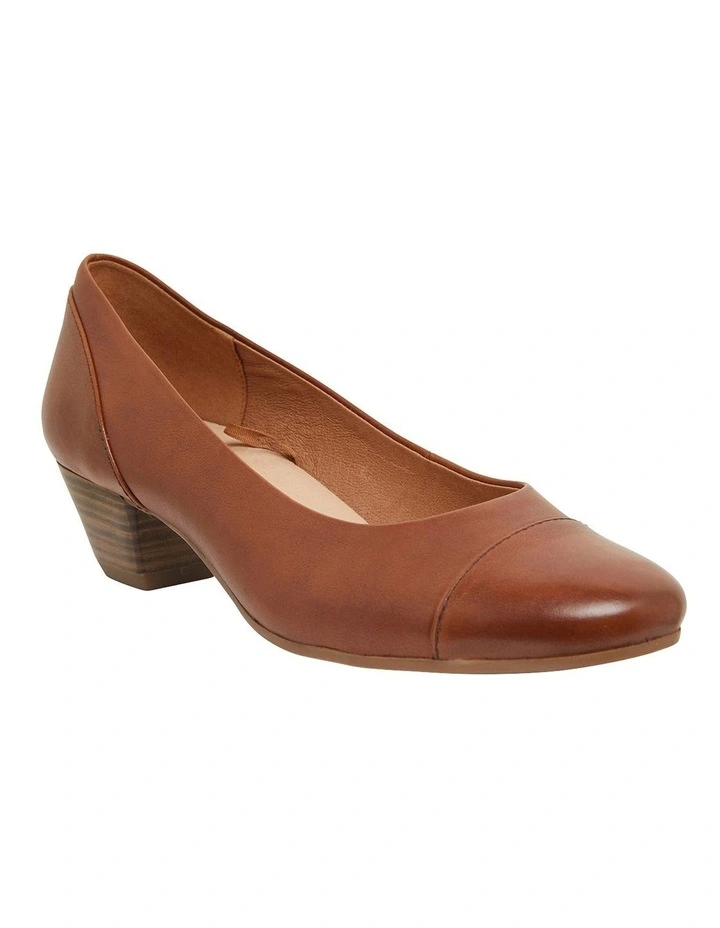 Brand new β Wide Steps Acton Cognac Glove Heeled π Shoes π 2 Brand new β Wide Steps Acton Cognac Glove Heeled π Shoes π - Image 2