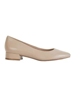 New π Easy Steps Janine Nude Glove Heeled Shoes π―