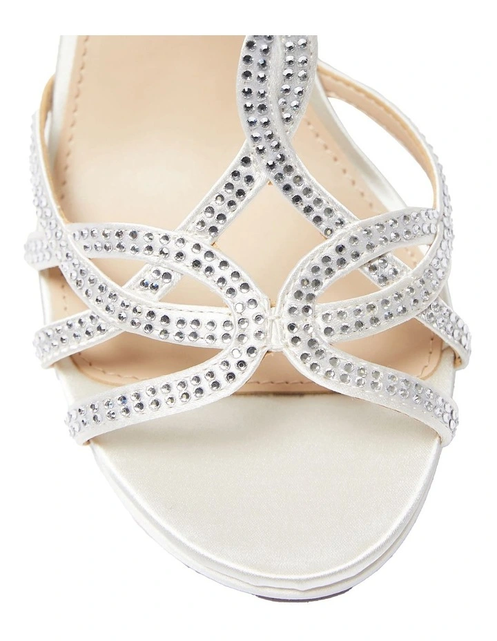 Deals β€οΈ NINA Raia π€© Sandals In Silver Satin π 6 Deals β€οΈ NINA Raia π€© Sandals In Silver Satin π - Image 6