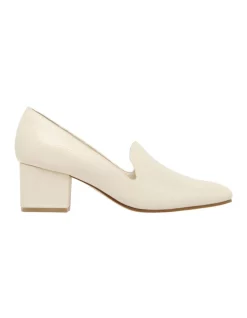 Cheapest ✨ Nine West Rinal Ivory Pumps 😀